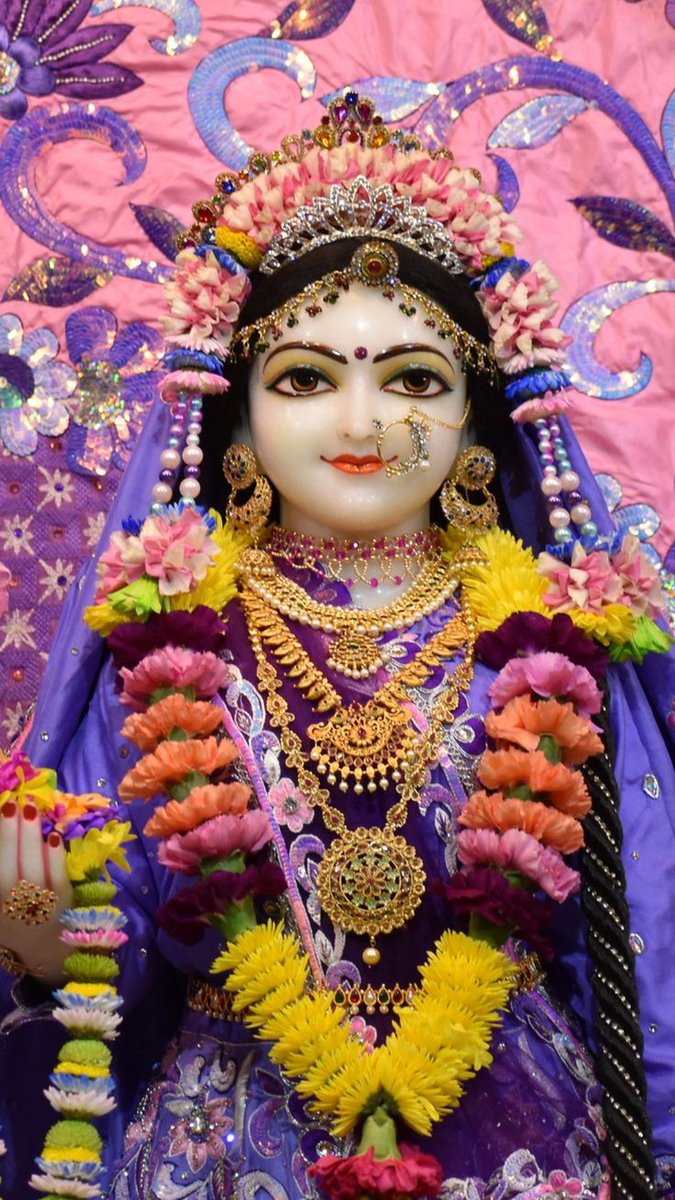 Ritusoni92's tweet photo. जब आप ईश्वर से प्रेम करते हैं तो आप 
कहीं भी रहें वो आपको अनुभूति कराता है।
जय श्री कृष्णवल्लभा 🙏🏻🪷 https://t.co/uvhfJnDB9T
