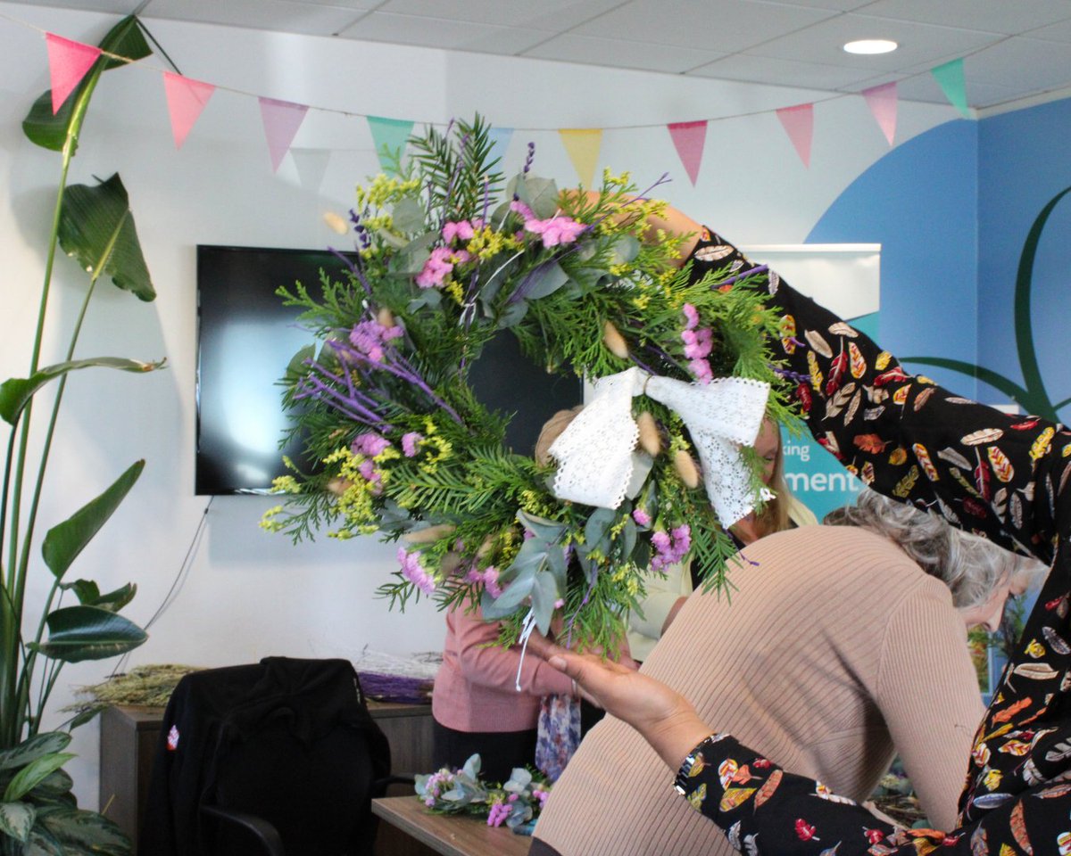 birmingham_bp's tweet image. What a lovely day we had creating gorgeous Easter wreaths together!🌸 A big thank you to everyone who joined us for this hands-on workshop. Stay tuned for more workshops and events coming your way soon!

#BirminghamBusinessPark #easterworkshop #wreathmaking
