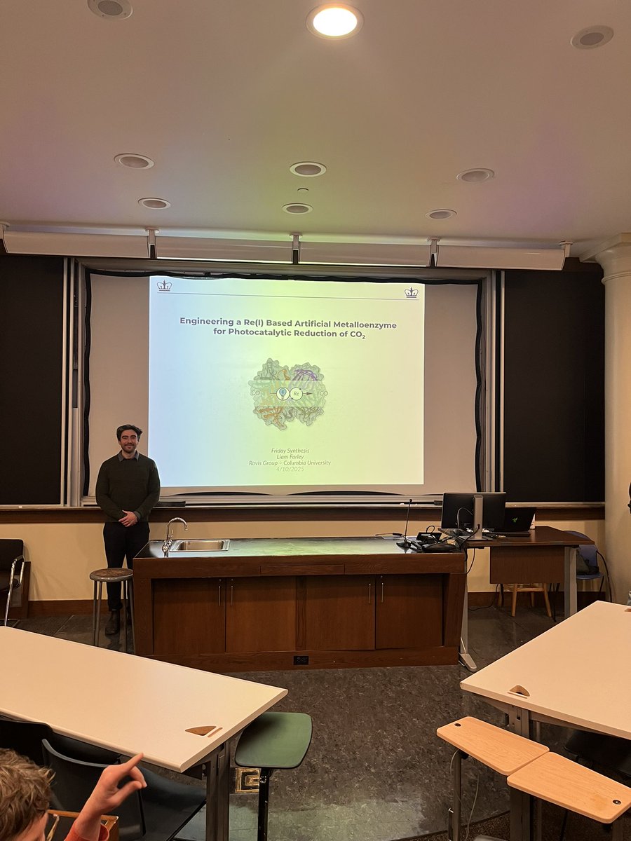 Another Friday Synthesis seminar, another slay! Great talk, Liam! 💅✨ #metalloenzymes #CO