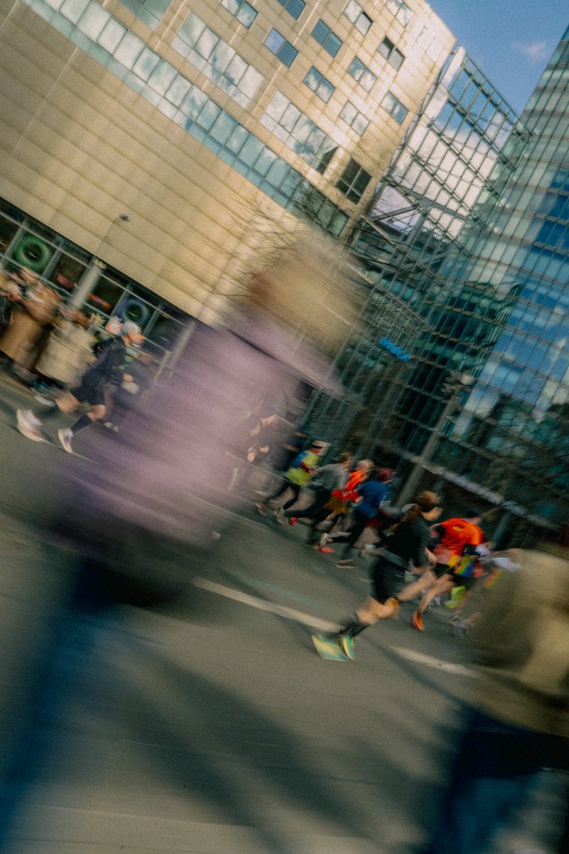 Stillness in motion // impressions from the Berliner Halbmarathon 💫