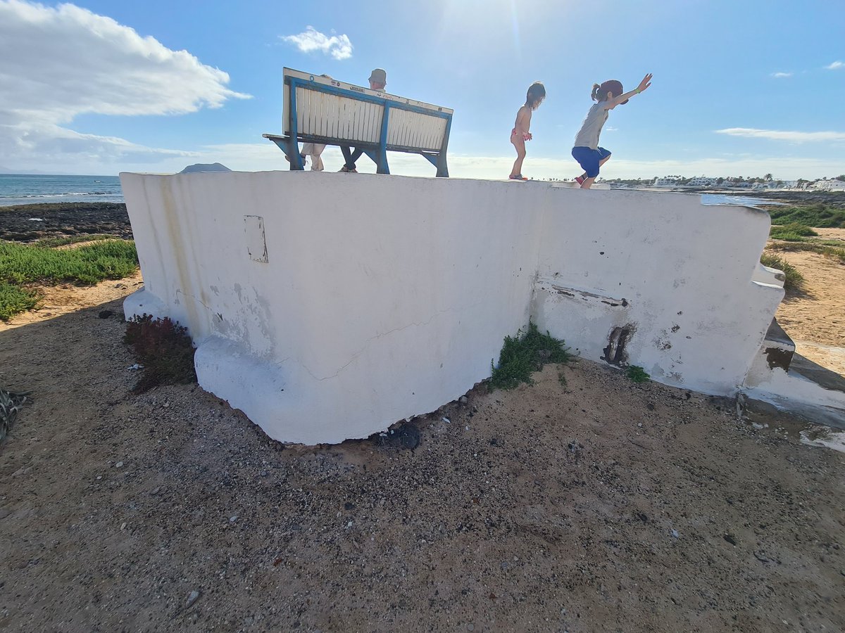 Damian Valle tweet media