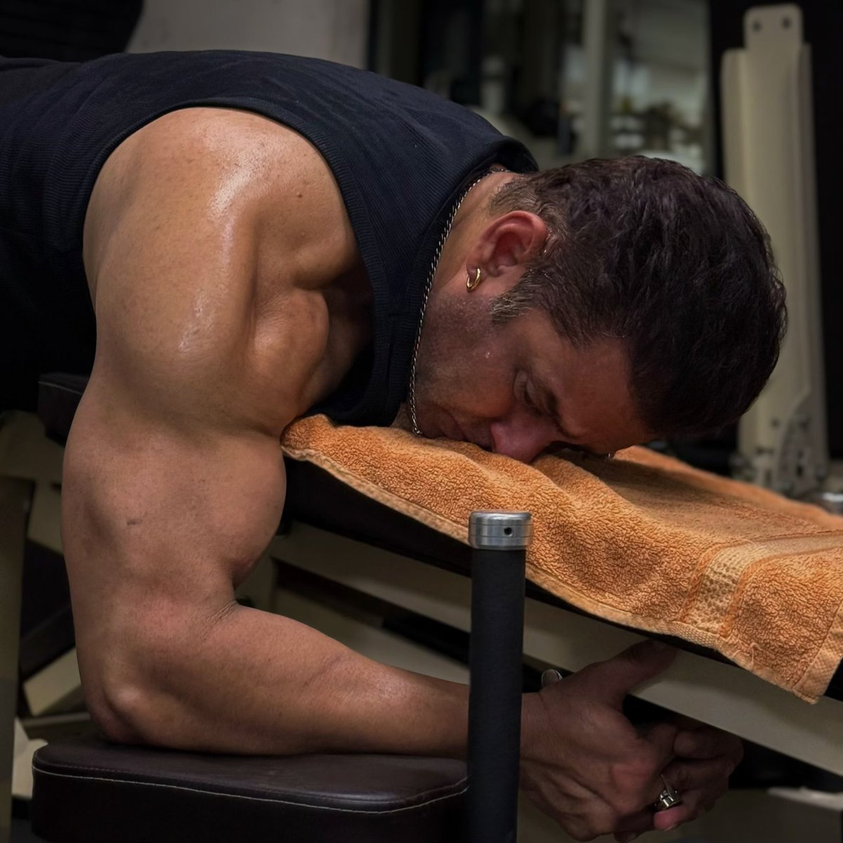 Freak4Salman's tweet photo. Bro is preparing to change the game💪

#SalmanKhan is Back in Business 😎🔥 https://t.co/rQC8Dnp0rK