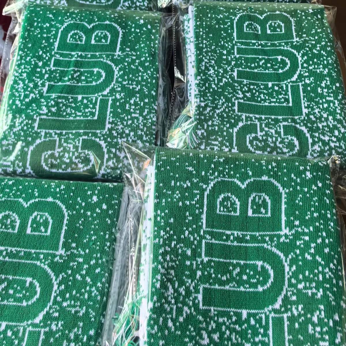 ScarfBoxStore's tweet photo. الامور تحدث 🤯!
ترقبوا.. 🤩🩵
🆕 شالات جديدة لـ #الاهلي و #الاتحاد و #الهلال بالخامة اللي عجبتكم 💯🔝
#scarfbox https://t.co/Q6W3PfJkhM
