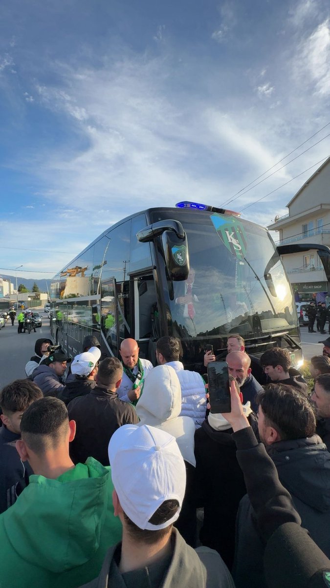 Biz kaptana gerekeni söyledik..
Kaptanda takıma..