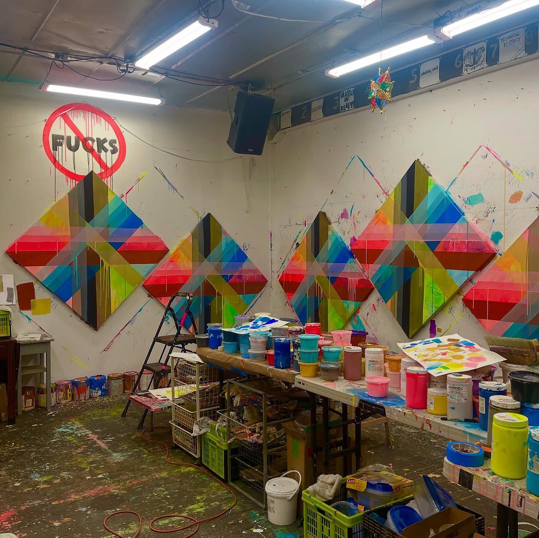 Maya Hayuk's work is part of the group exhibition "Hi-Vis," on view until June 9 at the Buffalo AKG Art Museum!⁠
⁠
📷 ⁠Maya Hayuk⁠
⁠
🔗 Discover more about the artist printthemall.com/artists/maya-h…