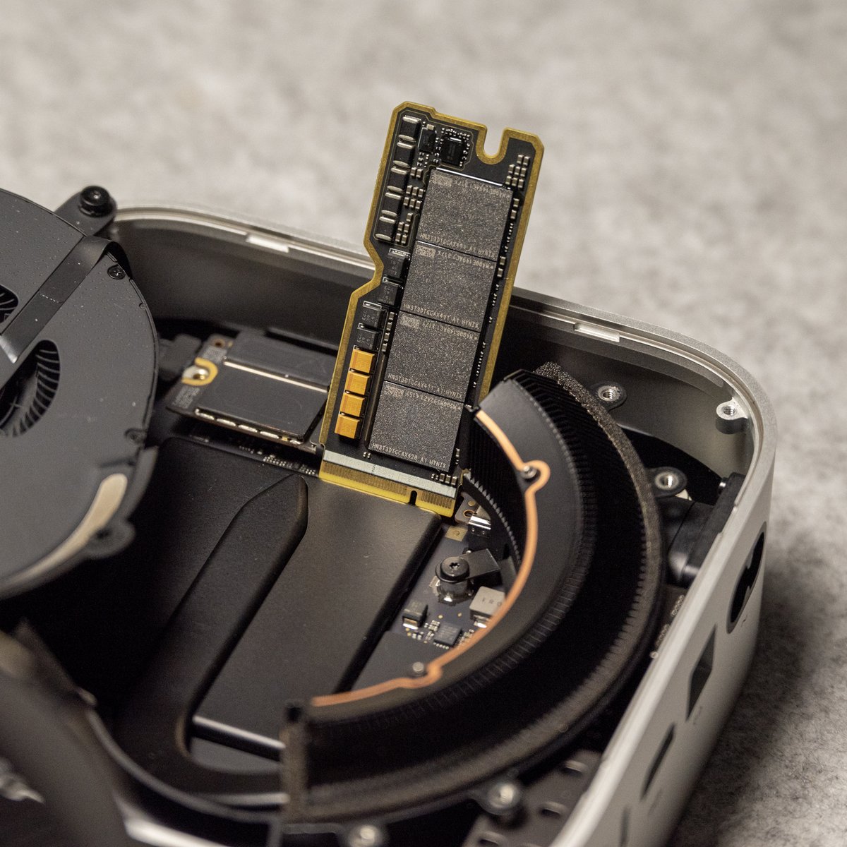 tltangliang's tweet image. How to Upgrade Your Mac Mini M4 Pro SSD for 10,000 MB/s Write Speeds ? #mac #DIY
collabs.shop/kpfryu store.m4-ssd.com/products/third…