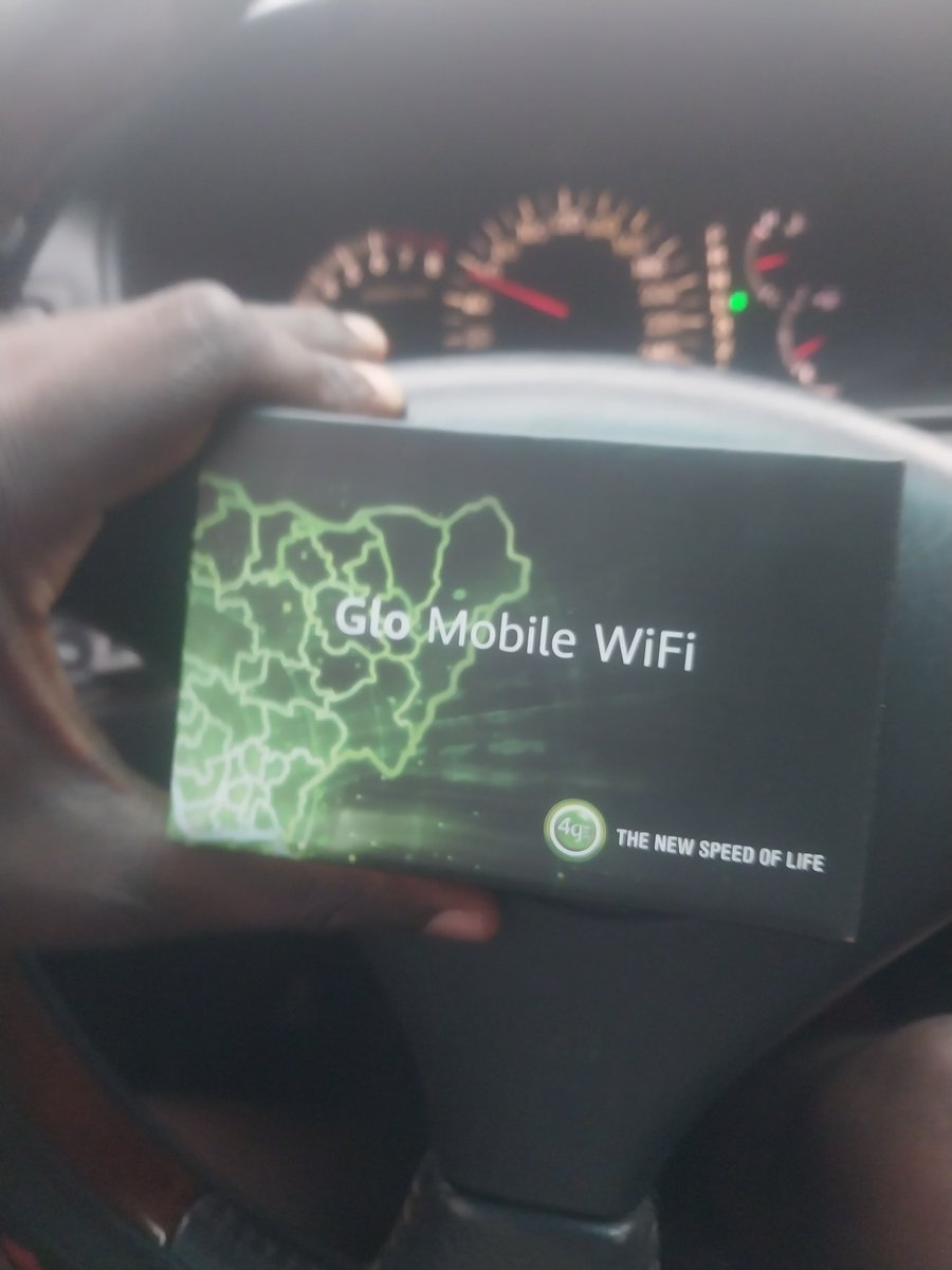 akurasy's tweet photo. @GloWorld Thank you @GloWorld . I just bought your WiFi now, and hopefully I don't have to on/off my airplane mode to get a network that will only last for 2mins and disappear.  At least, I have been enjoying this for some hours now. Thank you for bringing back my sanity. https://t.co/SZfeEjhUAs
