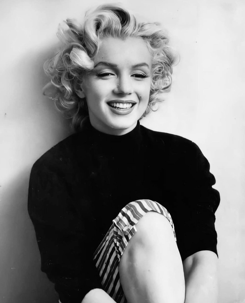 The Marilyn Diaries tweet media
