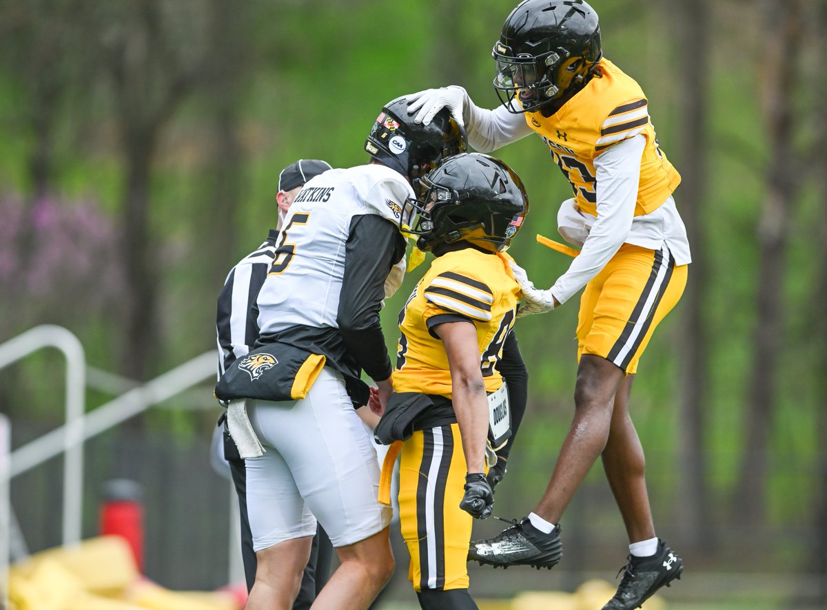 Spring game 📸📸
#GohTigers | #ARETE