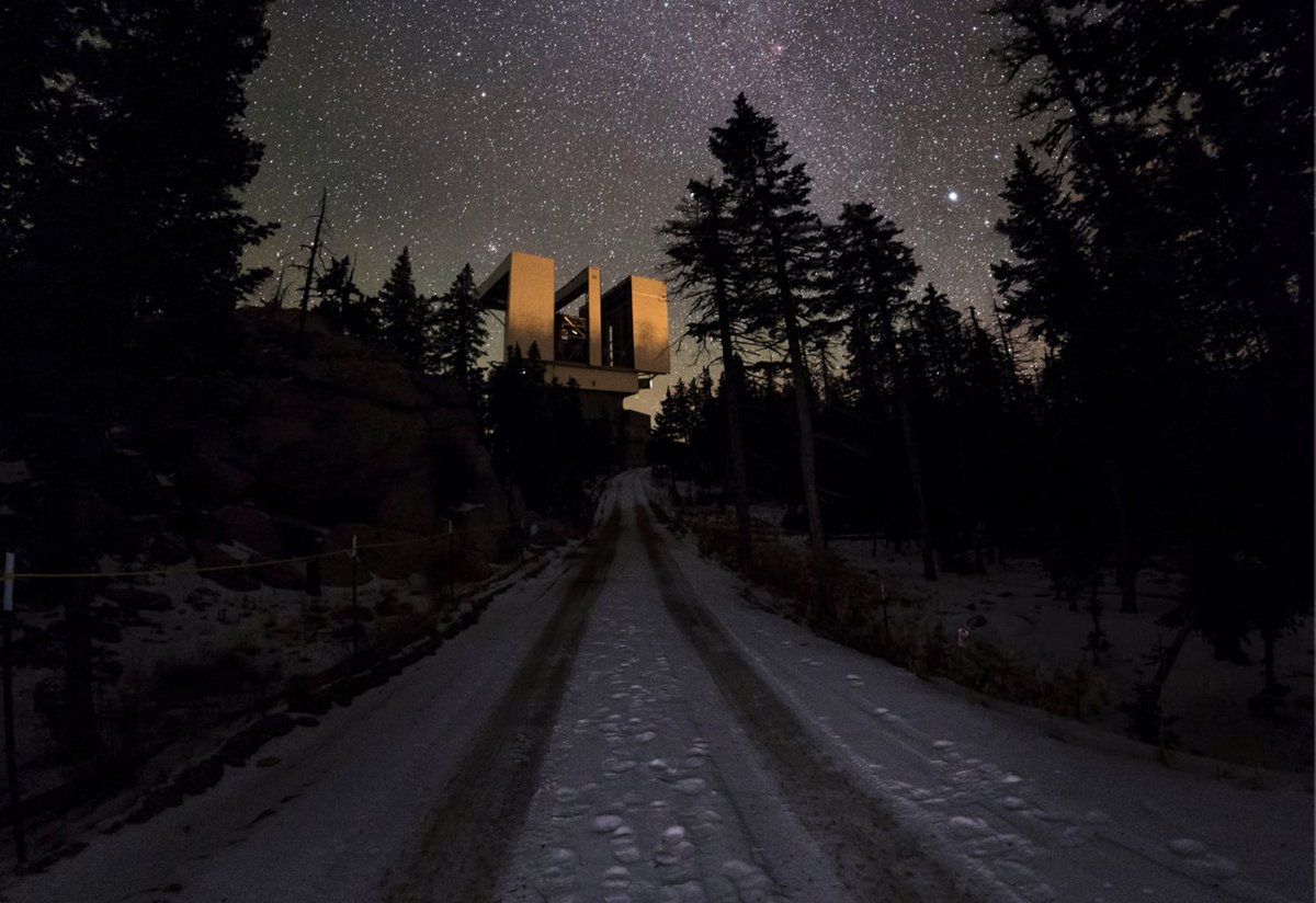 The new Astro Trail, featured in National Geographic, takes stargazers to 11 stops across the Tucson region, including Mount Graham International Observatory. Read about it -- and download the map -- here: bit.ly/4lpRyb7