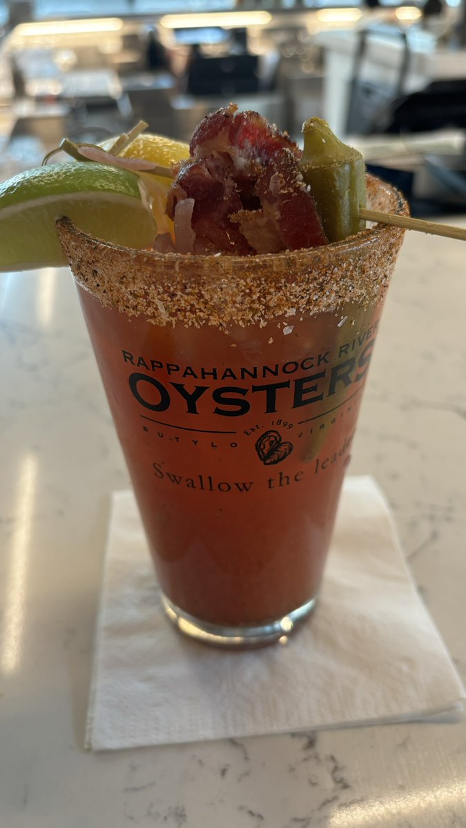 Goldie Ghamari | گلسا قمری 🇮🇷 tweet media