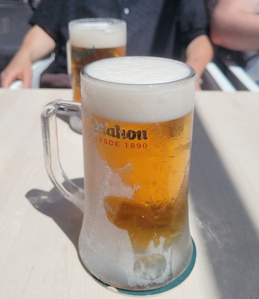 That'll do me 👌🏻

€1.50 - Mahou in Mile Sol, Tenerife 🇪🇸