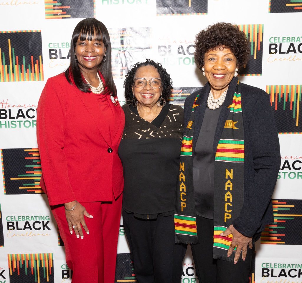 DETROITNAACP's tweet photo. 1/2
We closed out our impactful #PeoplePolicyPower #MembershipInAction Week with our 3rd Annual Education Symposium - Defending the Future of Public Education.
We continue to stand on the principle that every child should receive a free, high quality public education. https://t.co/CFeTQRHj6Z
