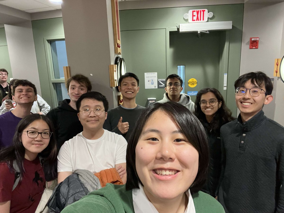 MIT Quizbowl competed at ACRONYM yesterday! Thanks to Tufts for hosting! 🦦🤓