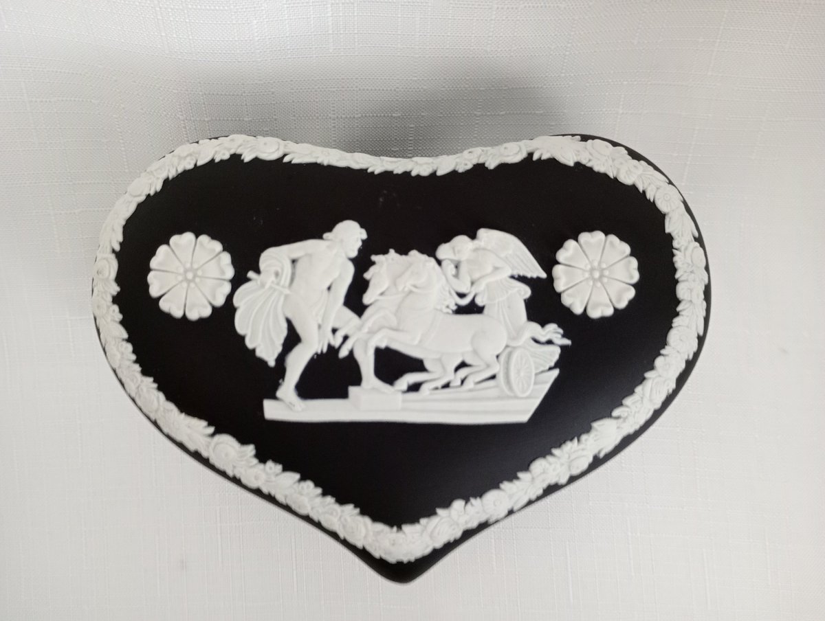 Kate O'Shea tweet media