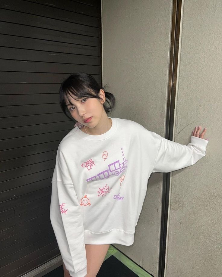 Appreciating the one person who can hype me up and roast me in the same breath <a href="/mysharcn/">Sharon</a> <3