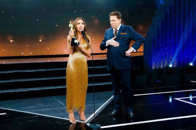 FocoNaTela's tweet photo. 🚨 PARECERIA DE MILHÕES!
Após diversos projetos com a #Disney, como o #MundoDisney e #ACavernaEncantada, agora o #SBT o SBT fechou parceria para transmissão do #TroféuImprensa no #DisneyPlus+. A emissora está preparando uma noite nível Oscar. Gostaram dessa parceria? https://t.co/ZXznnLUd5N