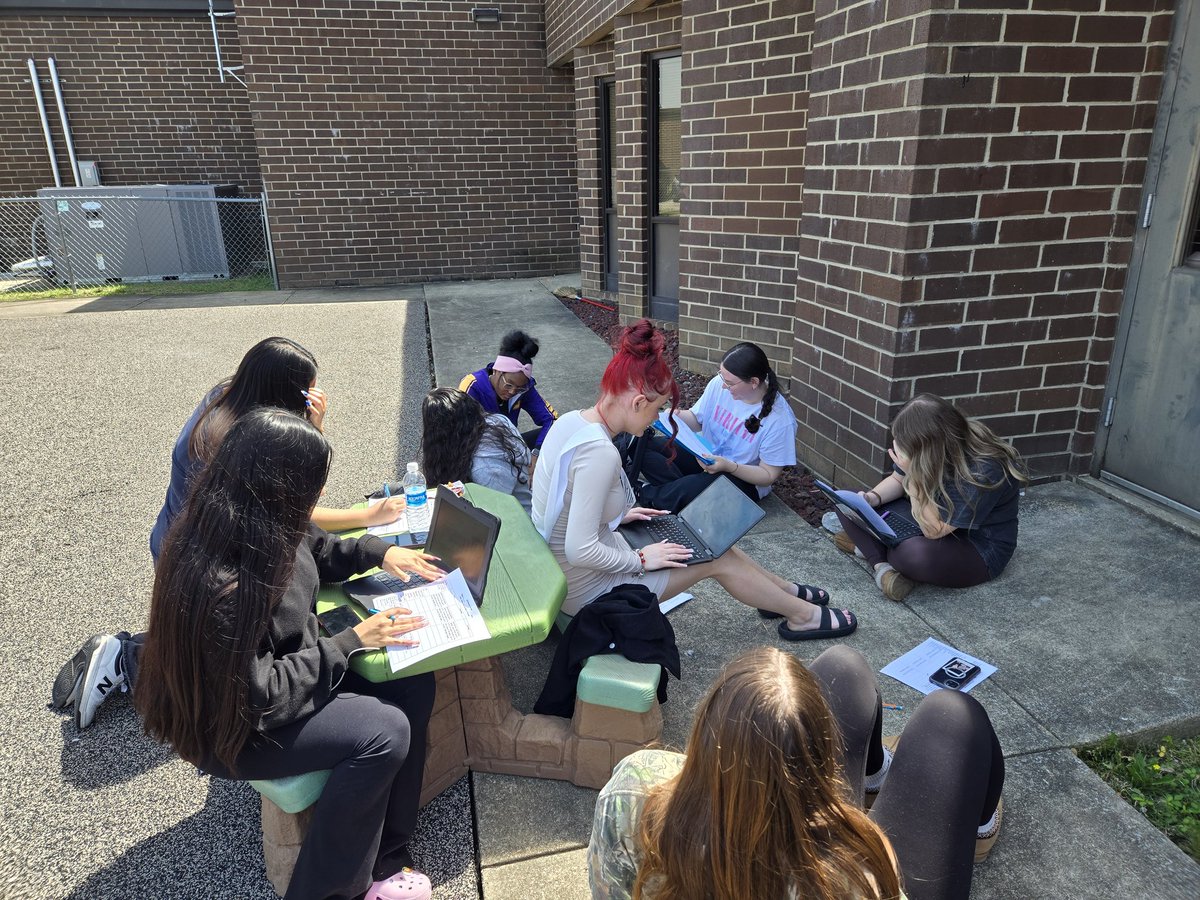 SHS Teaching as a Profession🍎 tweet media