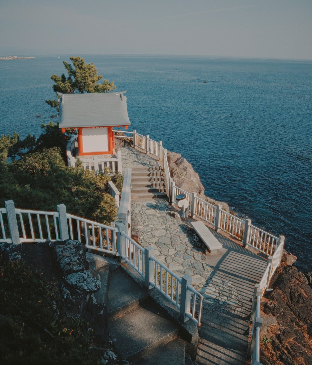 srd02man's tweet image. DaVinci Resolveでの写真現像が良すぎる。

①RAWをDNGに変換
②DNGをDaVinciで読み込み
③Blackmagic filmに色変換
④LUTでカラグレ

の4ステップで手軽に出来るのに色がとても良い。

生っぽさと空気感が絶妙で、
Lightroomとは違う良さがある気がする。