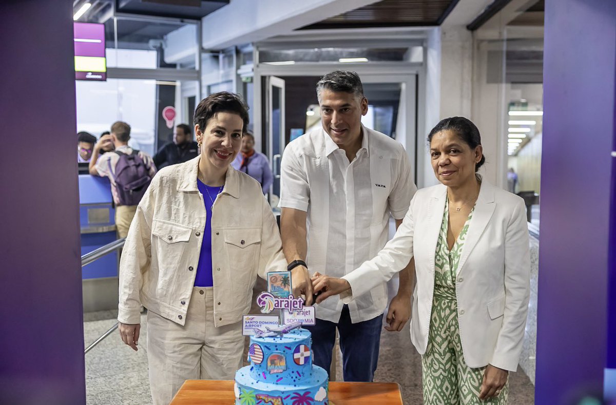 Realizamos con éxito nuestro primer y tan esperado vuelo a los Estados Unidos aterrizando el Aeropuerto Internacional de Miami (MIA) 🌴🇺🇸 marcando un hito histórico para la aerolínea y la industria de la aviación dominicana✈️🇩🇴. El vuelo transportó a 189 pasajeros a bordo de
