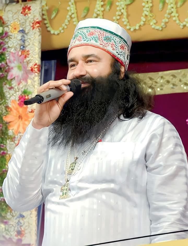 mandeepsingh012's tweet photo. @Gurmeetramrahim Hello Guru Pita Ji, Thank you for everything you’ve done for my family. Words fall short to express our gratitude. You taught us, guided us, and led us on the right path. Through your meditation and wisdom, we’ve changed our lives. @insan_honey @DSSNewsUpdates https://t.co/C7PhL7q9Y3
