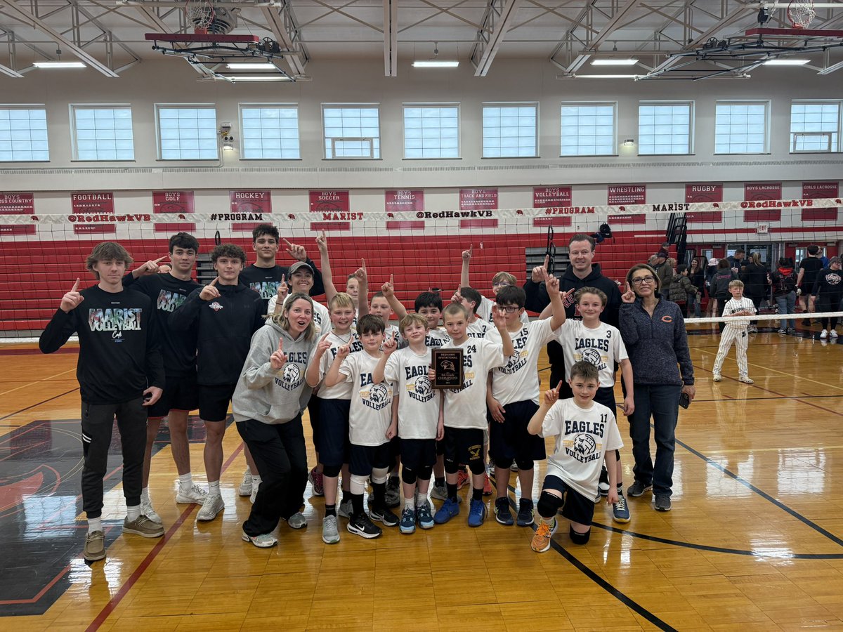 RedHawkVB's tweet photo. Our first ever 4th Grade RedHawk Invite Champs ➡️ Mt. Greenwood 🏐👏 4th Grade MVP ➡️ Tommy Wehrwein #RedHawkInvite #10thAnnual 🏐 https://t.co/5dZbWvJVXK