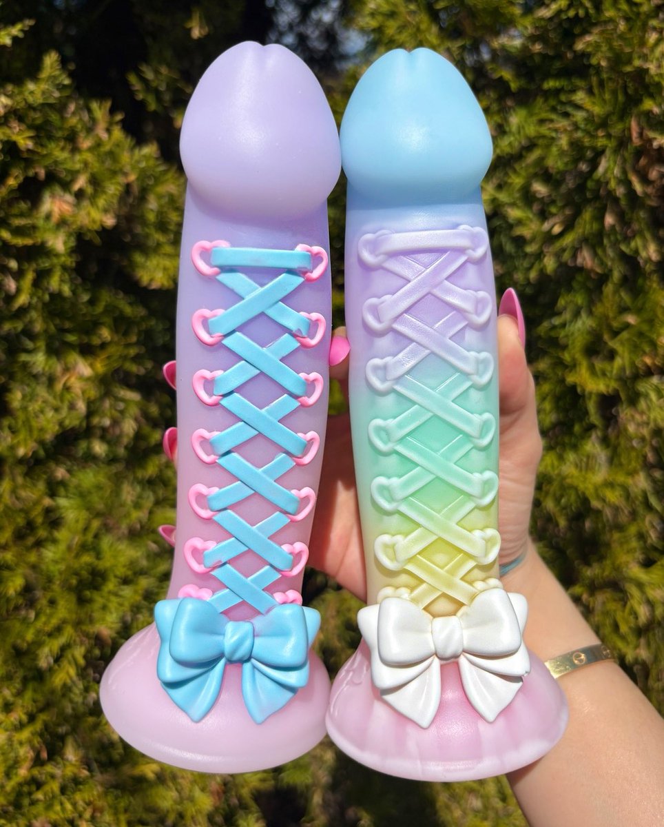 If you’re potentially interested in Lacey, please take a moment to answer the poll in the comments, please 💖