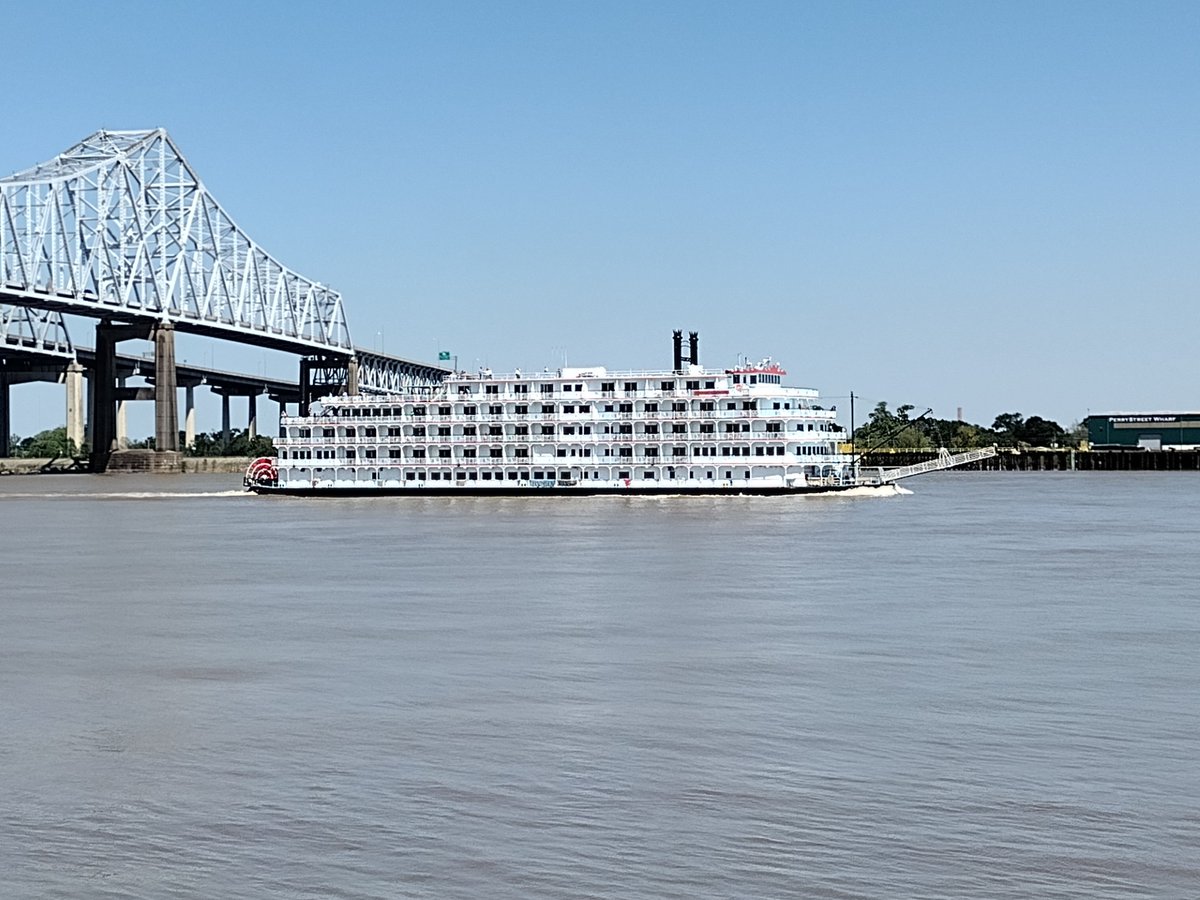 Fantastic Exchange

Thank you to the folks at Business Facilities Magazine for having us at
#LIveXchange - New Orleans last week. we had the honor of hosting a discussion about Incentives &amp; Financing of business projects and meeting thought leaders in our industry