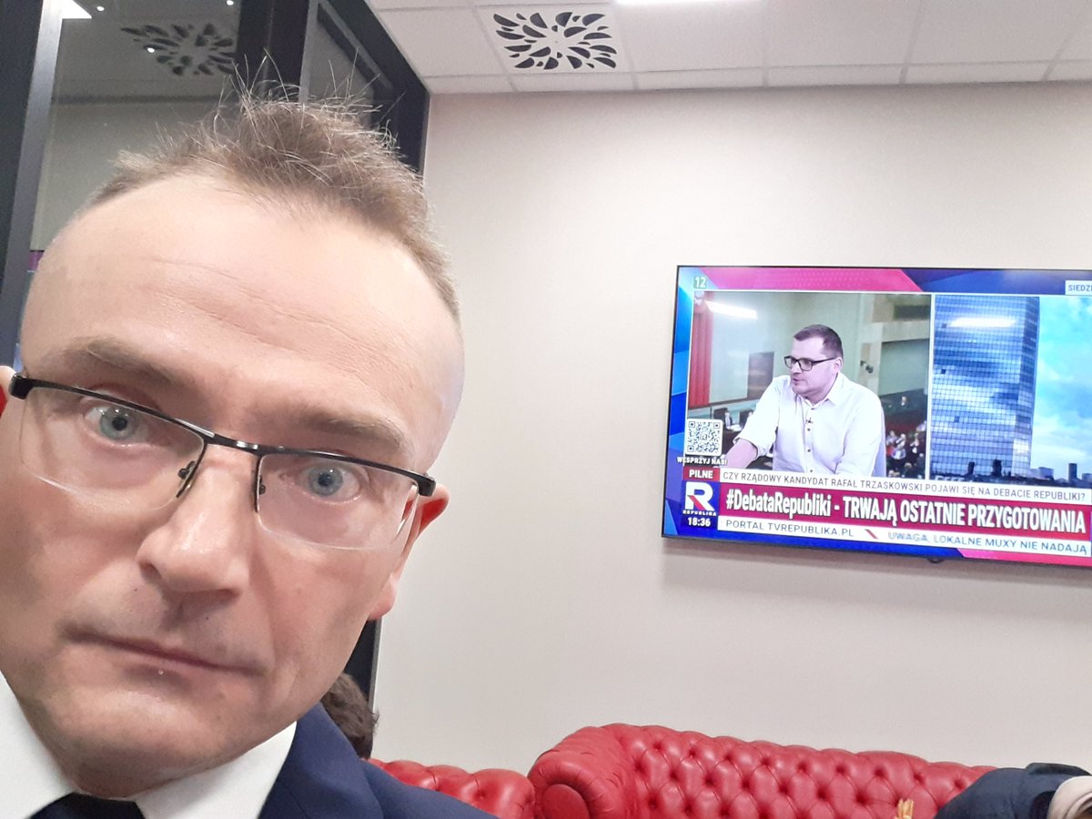 dovuzgietta's tweet image. #Geekin #Tweakin