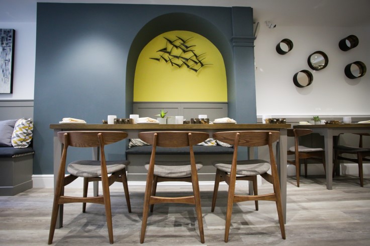 Bib of the Month: Skosh, York
<a href="/skoshyork/">skosh</a> #BibGourmand

One of the most beloved &amp; exciting restaurants in York, Skosh is an energetic &amp; wonderfully enjoyable destination – hear from Chef-Owner Neil Bentinck and a MICHELIN Inspector on what makes it special

guide.michelin.com/gb/en/article/…