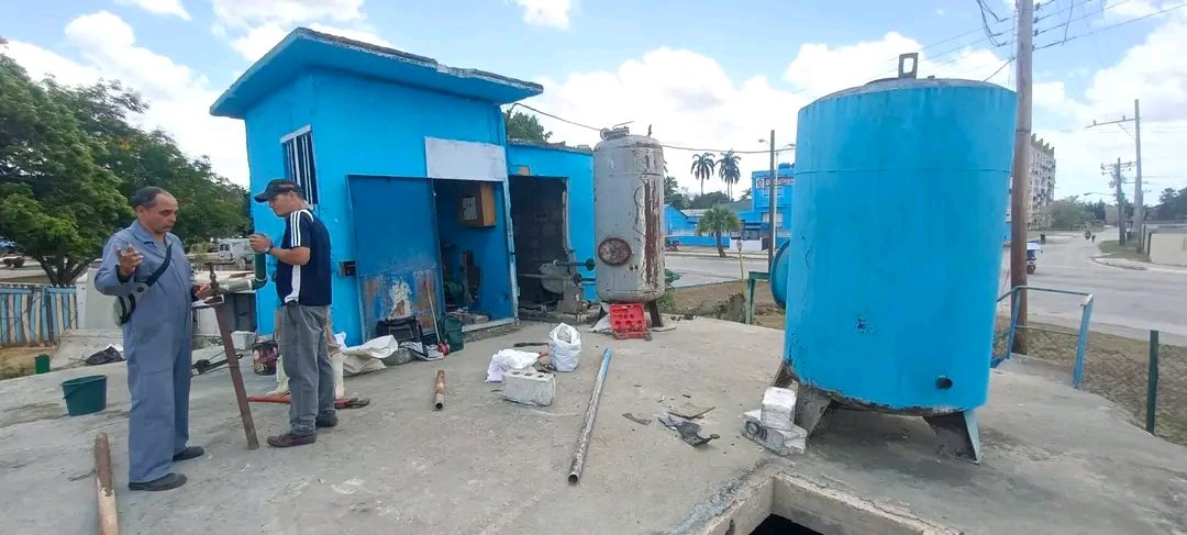Se realizó la Inspección Estatal en la UEB Refrescos Coral perteneciente a la EMBER constatando no sólo el buen trabajo que mantienen sino además que se encontraban dándole solución a la deficiencia que tenían en fecha.
#INRHCuba
#LatirAvileño #CiegoEn26