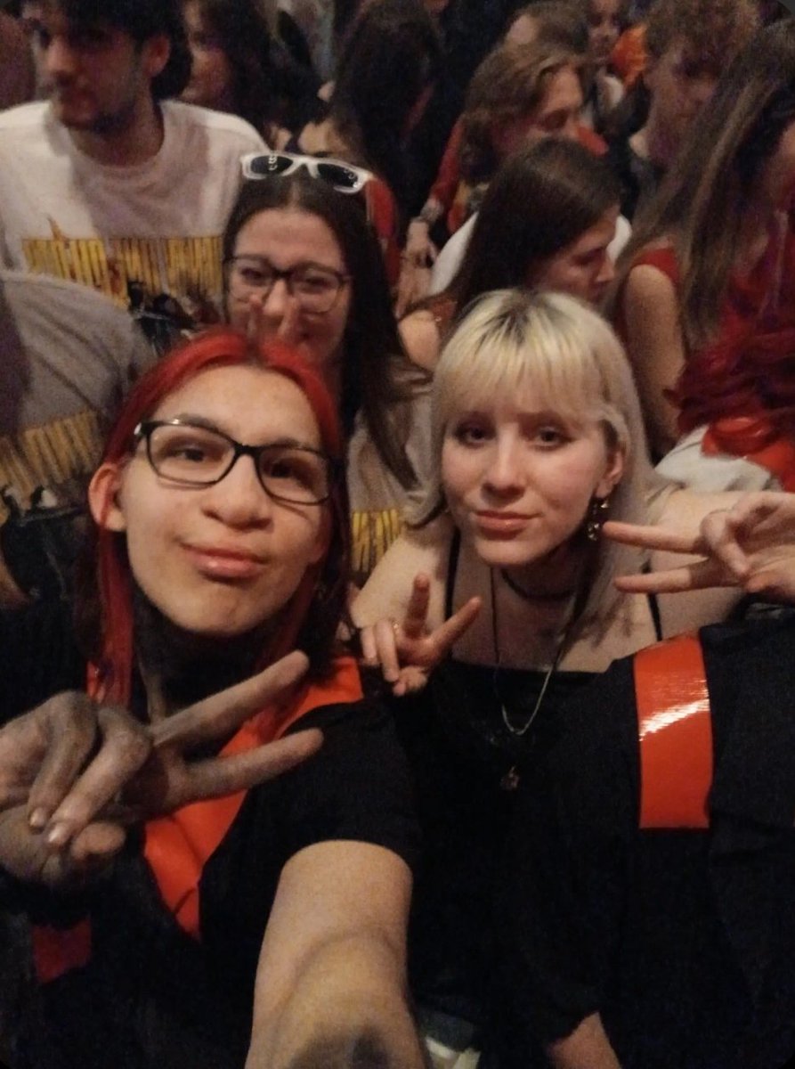 s0ftestecho's tweet image. thank you for saving us&lt;3
@twentyonepilots
#clancyvienna