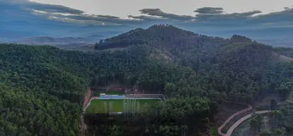 el_partido_es's tweet image. So @Naxaracd have been promoted to the #SegundaFederación but have a look where they play 😍 

Possibly one of the most beautiful surroundings to play in Spain! 🙌🏻 La Salera has definitely made it onto my bucket list! 

#2RFEF #CDNaxara