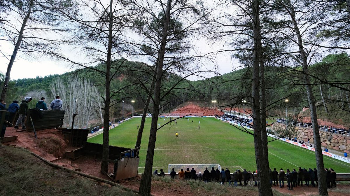 el_partido_es's tweet image. So @Naxaracd have been promoted to the #SegundaFederación but have a look where they play 😍 

Possibly one of the most beautiful surroundings to play in Spain! 🙌🏻 La Salera has definitely made it onto my bucket list! 

#2RFEF #CDNaxara