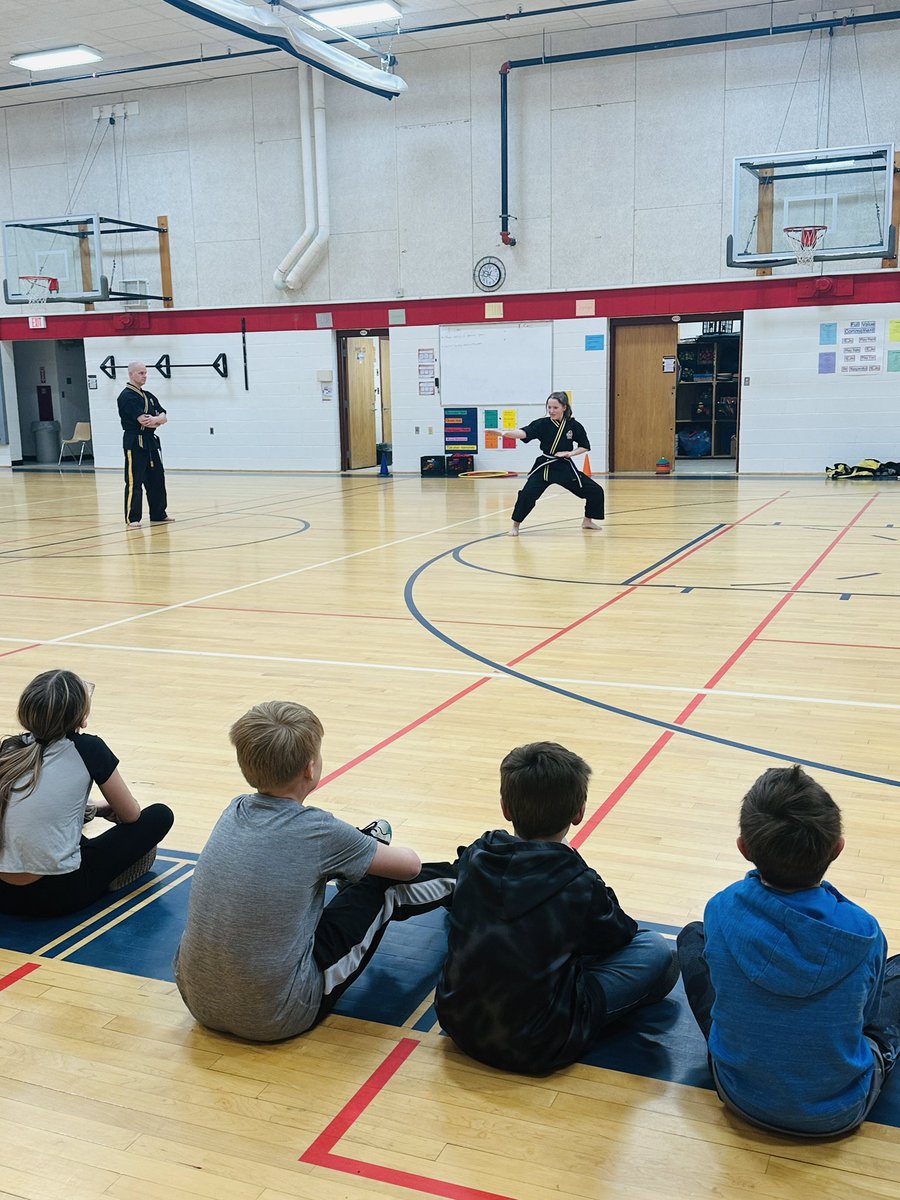 Melanie Smith tweet media