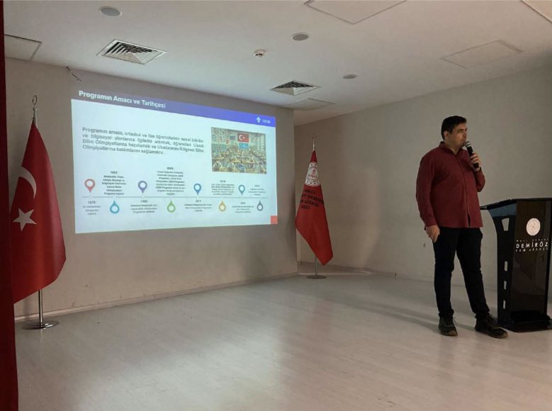 Prodebasaksehir's tweet photo. 📣 Okullarımızda öğrencilerimiz için “TÜBİTAK Bilim Olimpiyatları Bilgilendirme Seminerleri” sürüyor! 

🚀 Genç bilim insanlarını desteklemek için bu fırsatı kaçırmayın! 

#TÜBİTAKBilimOlimpiyatları 

@tcmeb  @Basaksehir_Mem @ahmetcoskun6134  @Tubitak https://t.co/JSIytDn8G7