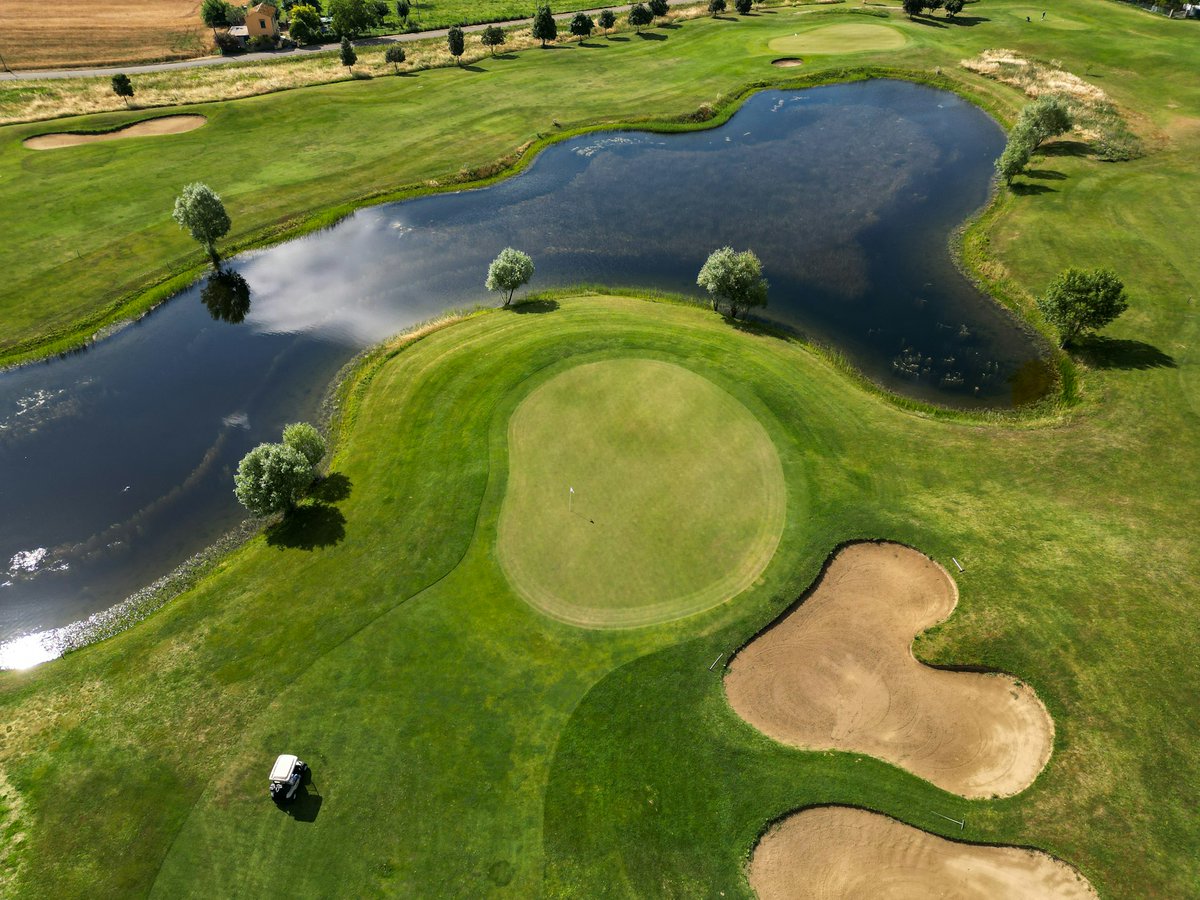 travel4real's tweet image. Still have Masters fever? How about Golf + Italy, the dream vacation you didn’t imagine! Play world-class courses, soak up stunning views, sip local wine, and explore hidden gems. Ready to swing in style? Let’s plan your trip! 

italy4real.com/golf-vacations…

#GolfItaly #GolfVacations