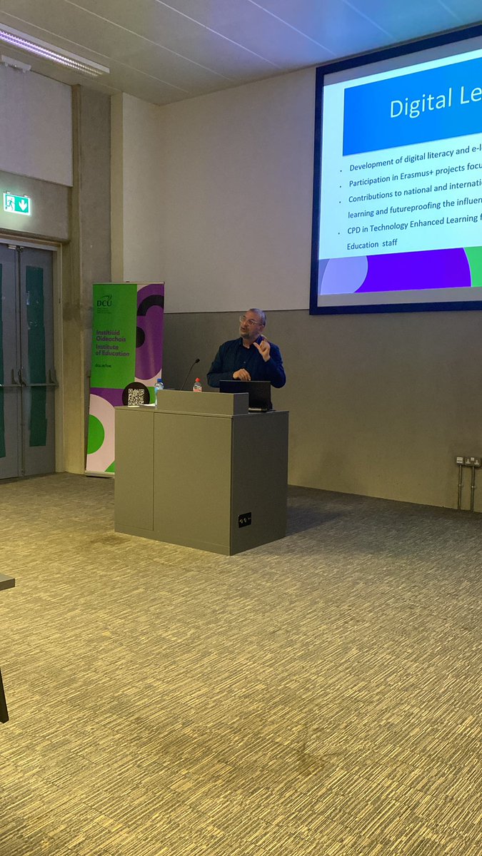 Justin Rami introducing this evenings FETRC lecture by Adjunct Professor Rory O’Sullivan.