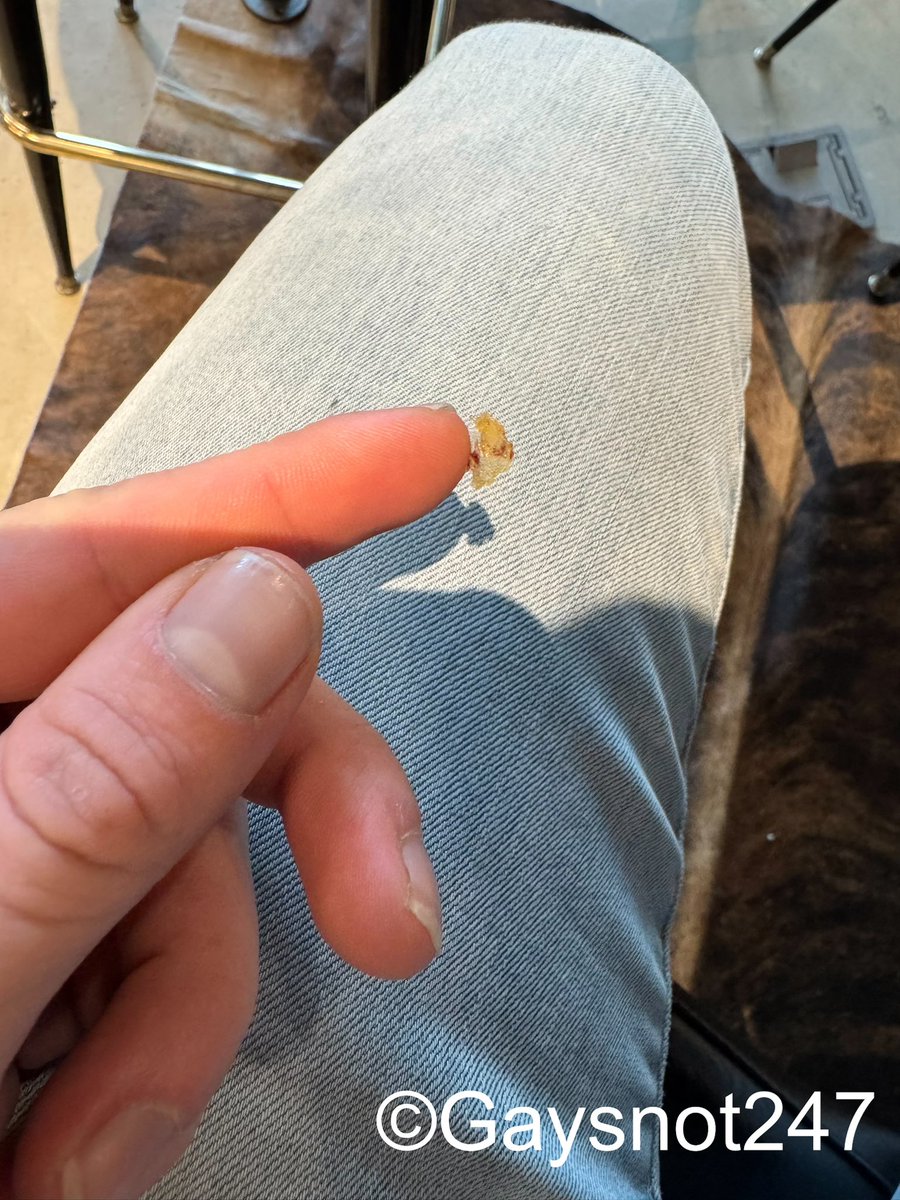 gaysnot247's tweet photo. Pulled this one out. Any takers? Kind of dry, not the usual snot. π #snot #gay #boogers #nose #nosefetish #snoteater #nosepicker #mocos #popel #popelesser https://t.co/j2BBR3t5g7
