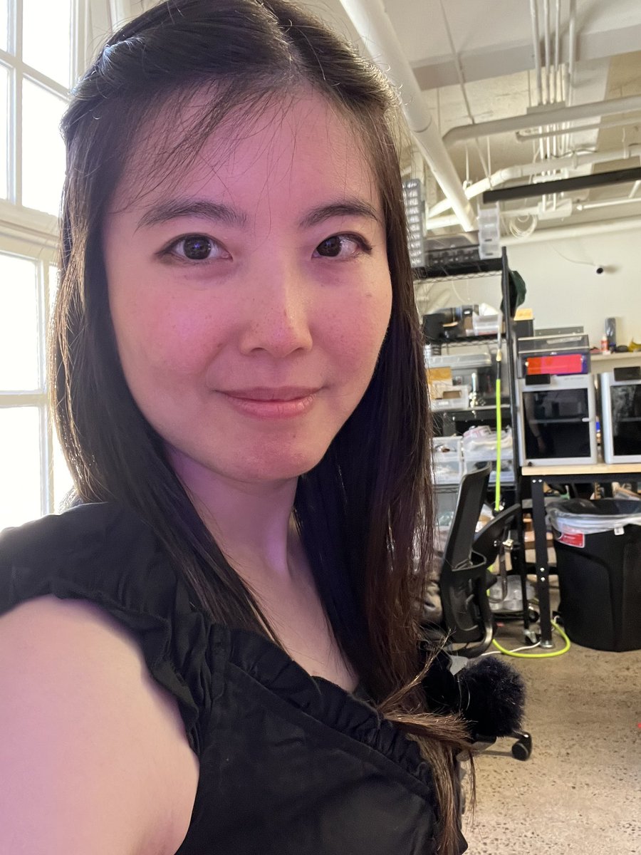 oneaudreylim's tweet image. I quit.
Moved to SF. Joined @fdotinc
Launched. Nobody cared.
I launched too late. Didn’t talk to users.
Pivoted 2 weeks ago. Not going to spend more than a month before launching an MVP.
Will be building in public from now, and documenting my learnings.
But this time is…
