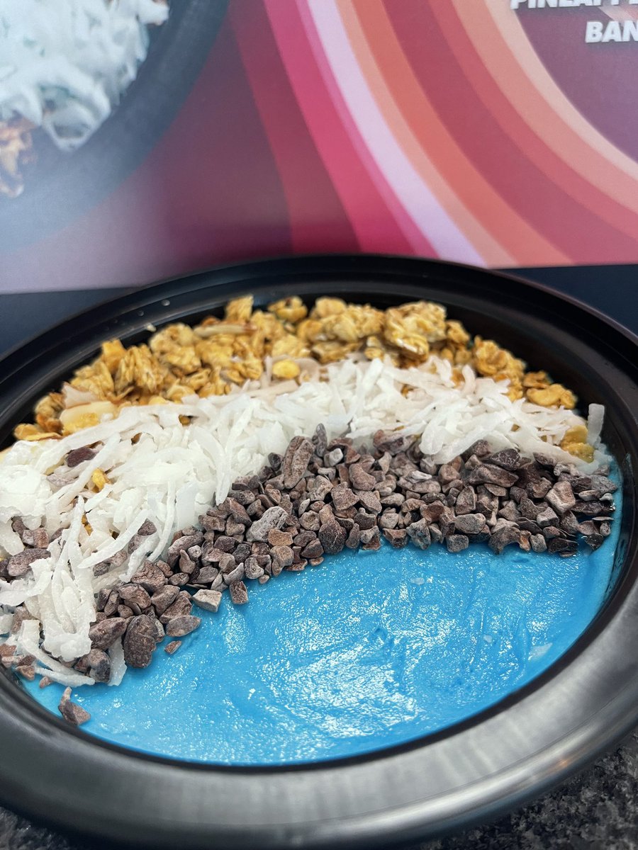 MadisonPulp's tweet image. New bowl alert 🚨 meet the Blue Spirulina 🩵