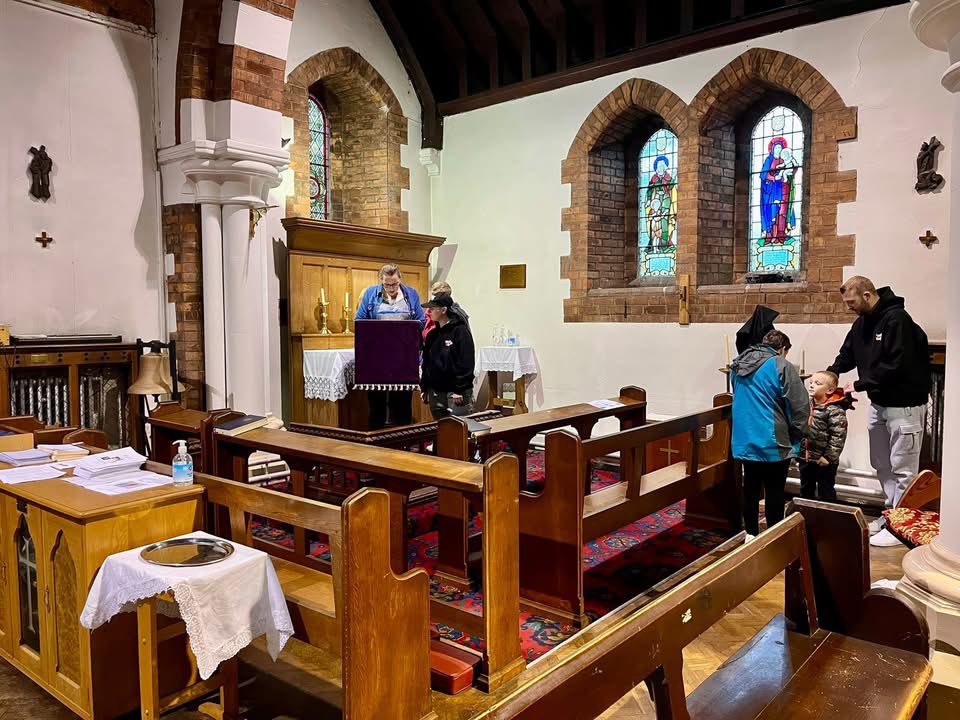 Parish of Pontlottyn with Fochriw (@parisherhympont) on Twitter photo Tonight we held our Easter Themed Escape room challenge. Our young people against our adults in a race to escape first. Congratulations to our winners! #easterholidays <a href="/LlandaffDio/">Llandaff Diocese ✝️🏴</a> Tonight we held our Easter Themed Escape room challenge. Our young people against our adults in a race to escape first. Congratulations to our winners! #easterholidays <a href="/LlandaffDio/">Llandaff Diocese ✝️🏴</a>