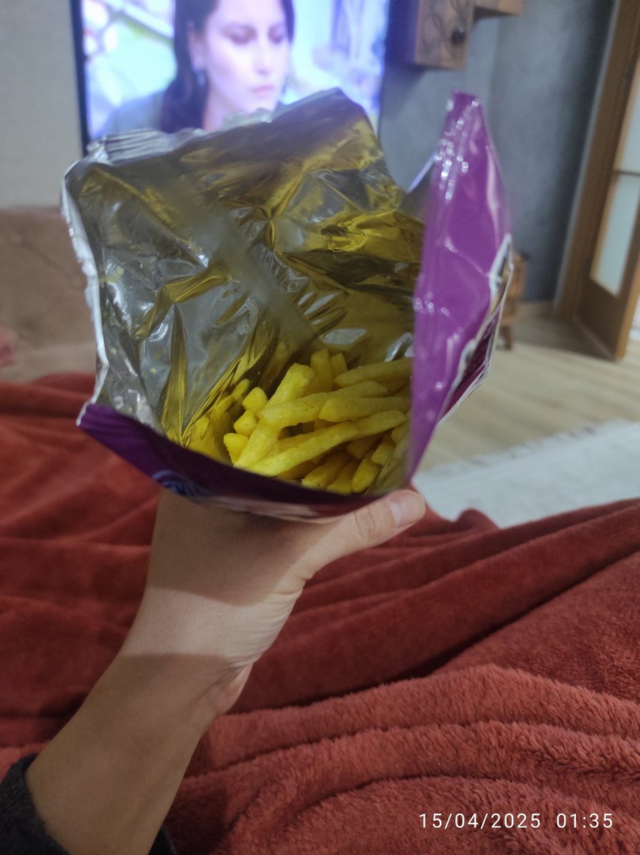 Gerçekten hiç mi utanmadınız bunun içine bu kadar cips koyarken...
#cheetos <a href="/Fritolay/">Frito-Lay</a> 
#cips #SONDAKİKA