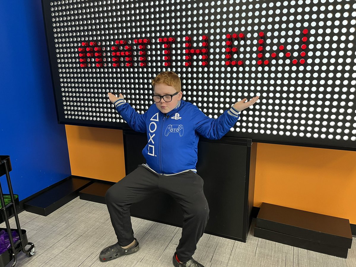 Jean Mackin tweet media