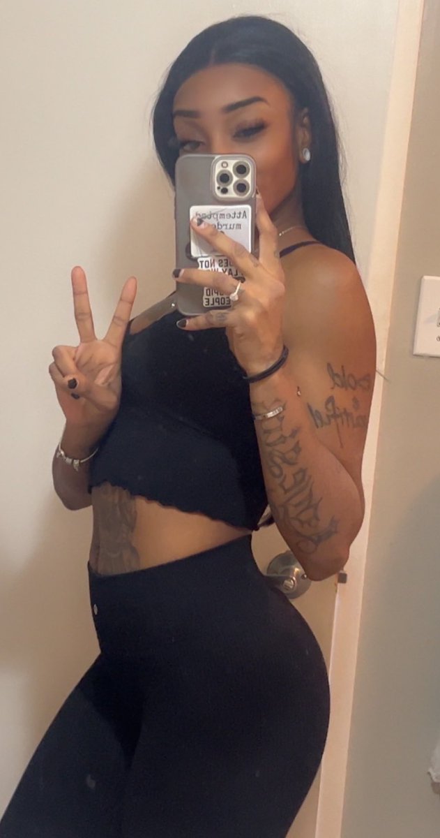 Incall Ready .!! OTTAWA 📍

TILL THURSDAY! 
Text Me 🤳🏾@ 613-604-2334

No negotiating and bartering.
Just “Yes Princess” and let’s have us a good time.