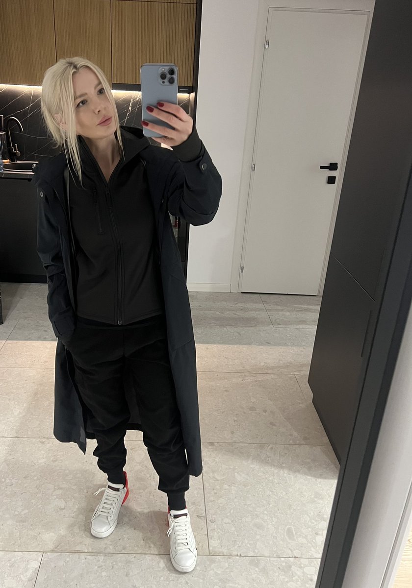 любі друзі, цією беззмістовною фотокарткою привертаю вашу увагу до збору.
ми з вами якось вже допомагали цим хлопцям, вони круті і працюють гарно 🤌🏼

цього разу треба 2 позашляховика
для роти РУБПАК <a href="/Bodya1748/">Bodya</a>

🔗Посилання на банку
send.monobank.ua/jar/6VVhg5S7V7

будемо вдячні за репост