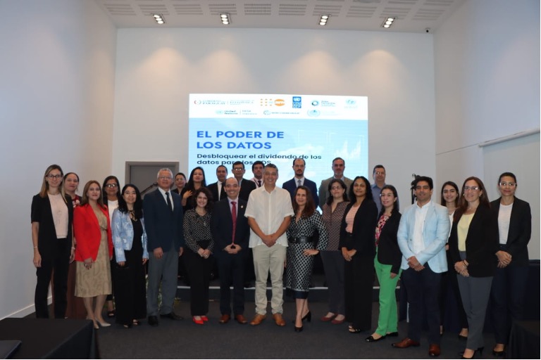 UNStats (@unstats) on Twitter photo Paraguay's 🇵🇾 new Water Information System is transforming lives! In partnership with <a href="/Data4SDGs/">Global Partnership</a>, <a href="/INE_Paraguay/">INE Paraguay</a> <a href="/SenasaPy/">Senasa Paraguay</a> are helping communities access #cleanwater by making better data-driven decisions: unstats.un.org/UNSDWebsite/ca…
#SDG6💧 Paraguay's 🇵🇾 new Water Information System is transforming lives! In partnership with <a href="/Data4SDGs/">Global Partnership</a>, <a href="/INE_Paraguay/">INE Paraguay</a> <a href="/SenasaPy/">Senasa Paraguay</a> are helping communities access #cleanwater by making better data-driven decisions: unstats.un.org/UNSDWebsite/ca…
#SDG6💧