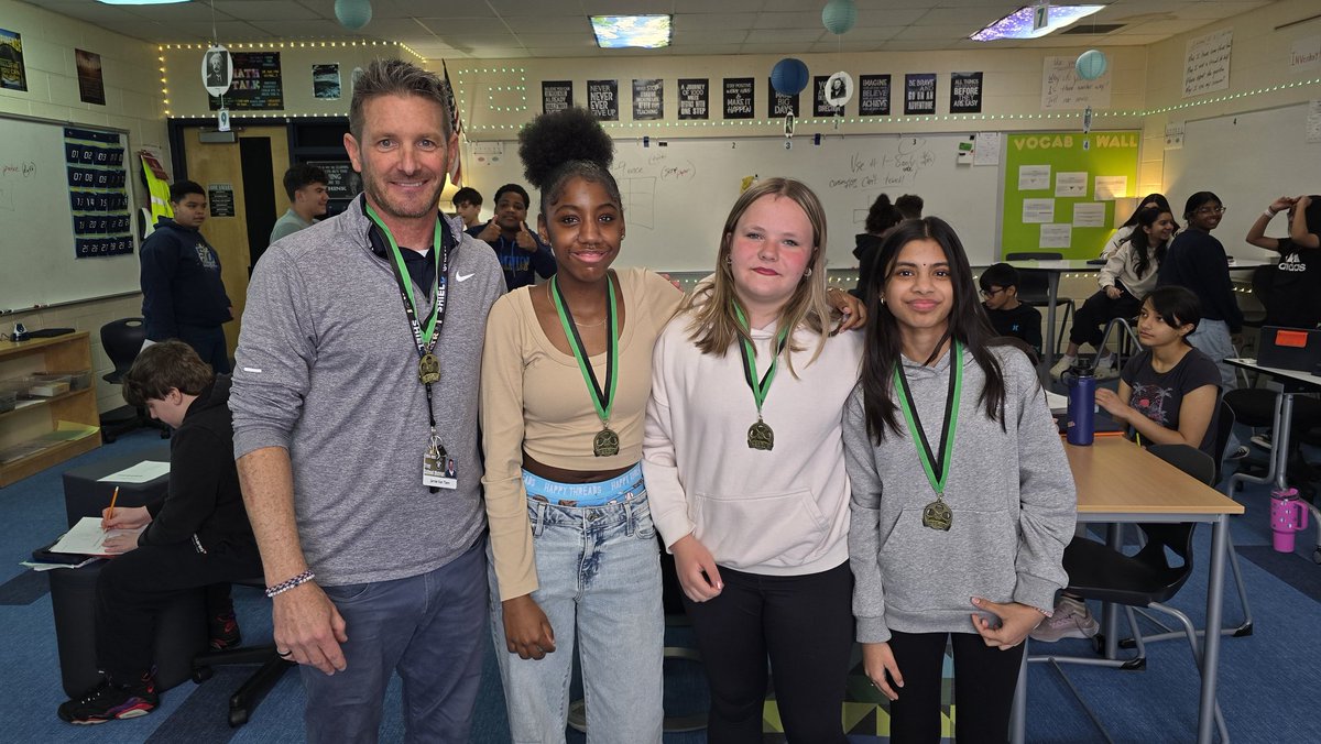 Colin Quinn tweet media