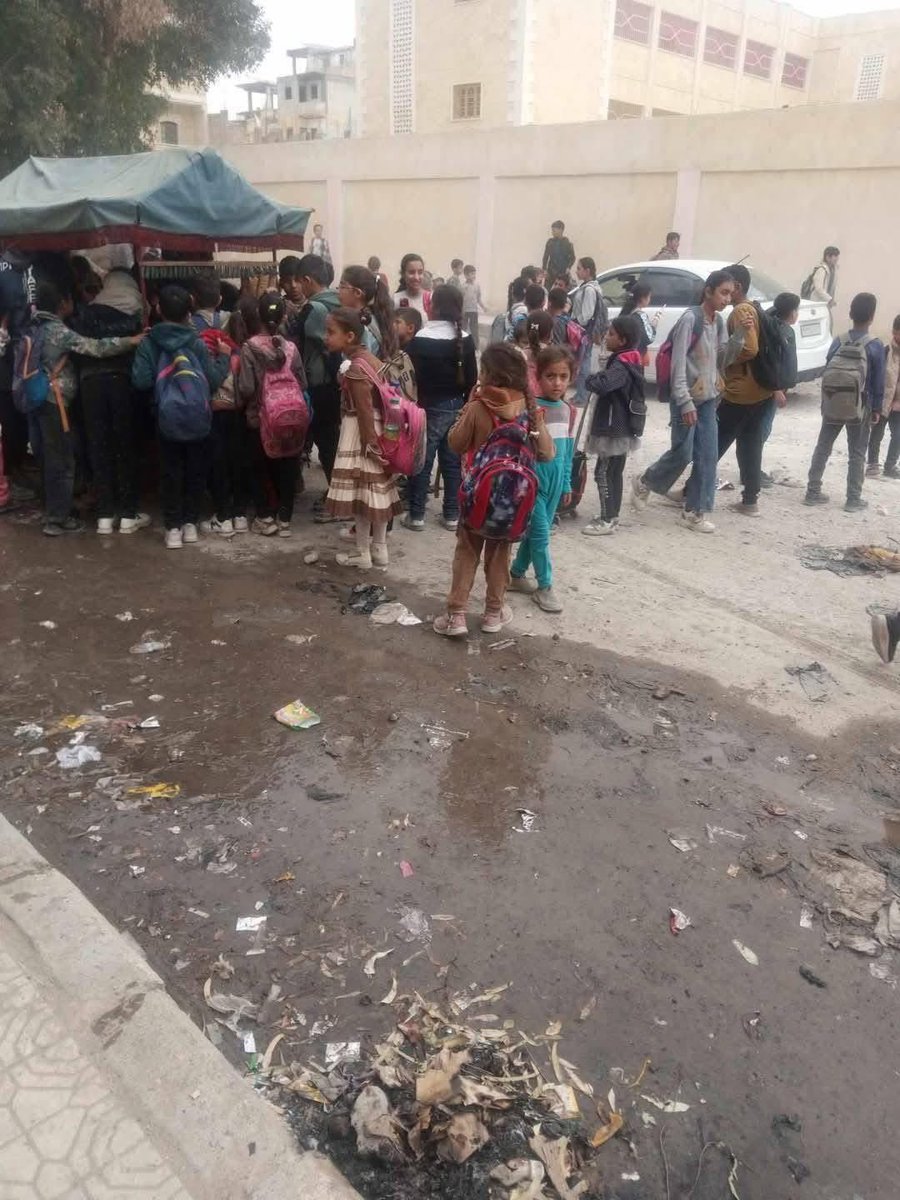 الرقة تحت حكم ما تُسمى بالإدارة الذاتية، التي تزعم ميليشيا #قسد أنها نموذج يُحتذى به ويجب أن تطبّق في عموم الأراضي السورية.