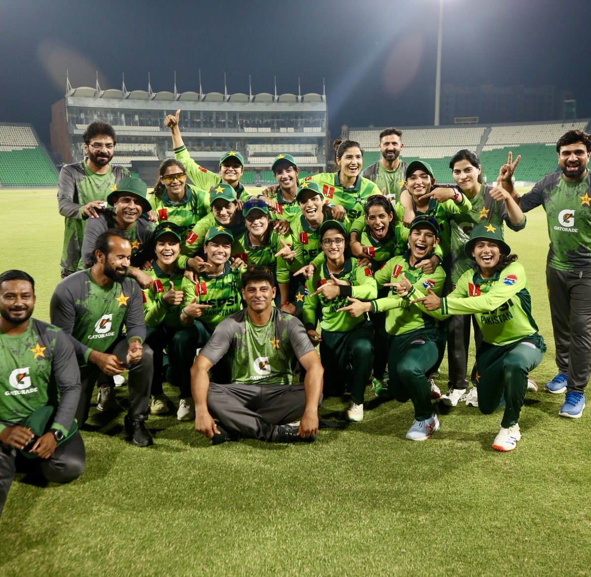 SidraAmin31's tweet image. I am dedicating this POTM to my late father😭. This award is a testament to the unwavering support and inspiration he instilled in me, and I hope it serves as a beacon of hope for others who have lost loved ones! 💔 
I miss you Abu ❤️‍🩹
#Qualifiers #PakistanVswestindies #thankful